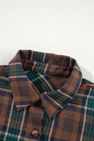 The collar of Country Cabin Flannel