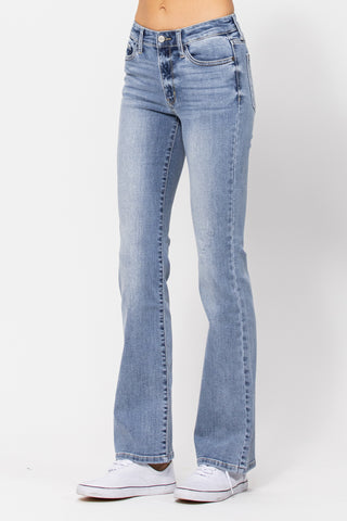Sideview of the Judy Blue Mid Rise Light Wash Bootcut Country Jeans