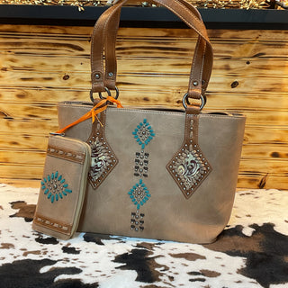Turquoise Mesa Classic Tote – Western Concho Handbag